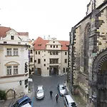 Cerny Slon Hotel