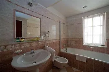 Cerny Slon 4* Praha