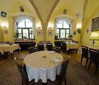 Hotel Cerny Slon