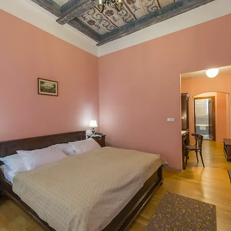 Cerny Slon Prague