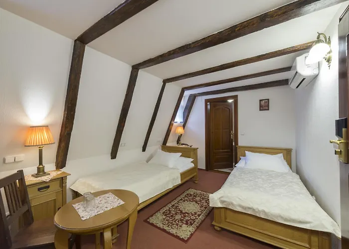 Cerny Slon 4* Prague