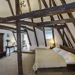 Cerny Slon 4* Prag