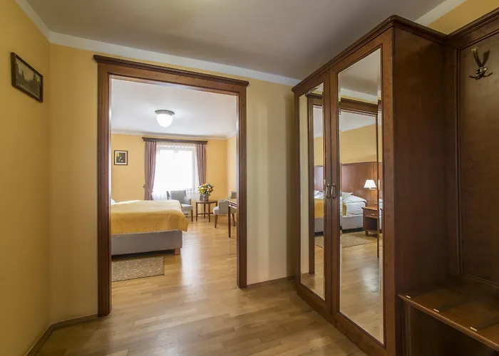 Cerny Slon 4* Prague